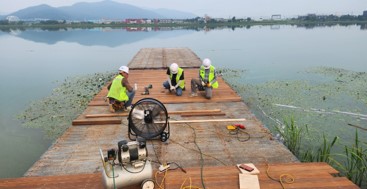 입출항폰튠A-2 정비1